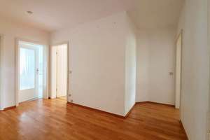 Ruhiges Wohnen in Bonn-Schweinheim: Attraktive Drei-Zimmer-ETW mit Balkon und TG-Stellplatz – Die vollständige Adresse der Immobilie erhältst du vom Anbieter., 53177 Schweinheim, Bonn – Vorschaubild 2