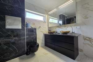 Modernes Penthouse (93 m²) mit 2 Balkonen, bodentiefen Fenstern & Tiefgarage – Die vollständige Adresse der Immobilie erhältst du vom Anbieter., 40625 Gerresheim, Düsseldorf – Vorschaubild 18