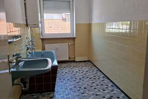 Wohn-/Geschäftshaus mit 2 Wohneinheiten, ehem. Bäckereifachgeschäft und Gewerbe-/Nutzflächen – Tassilostraße 7, 85126 Münchsmünster – Vorschaubild 21