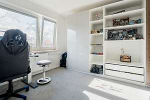 Property thumbnail 9