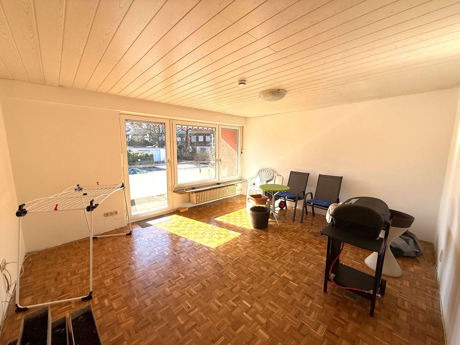 Immobilie in Planegg - *** Helle 4-Zimmer-Wohnung, ruhige Lage, mit Südloggia und einer Westterrasse *** *** - Bild 5