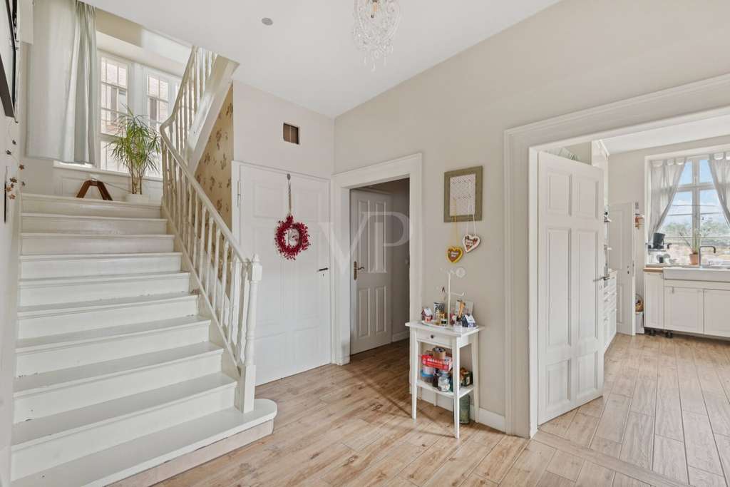 Immobilie in Stein-Bockenheim - Saniertes, ehemaliges Pfarrhaus mit Alleinstellungsmerkmal! - Bild 2