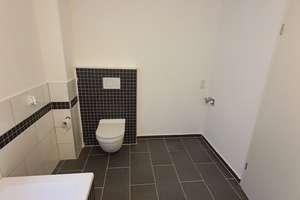Stadtnah & kurze Wege: Charmante DHH in der Schwarzau in TOP Lage – Die vollständige Adresse der Immobilie erhältst du vom Anbieter., 83308 Trostberg – Vorschaubild 14