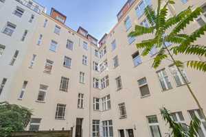 HELLE UND SPANNENDE  ALTBAUWOHNUNG MIT DIELENBODEN! ZENTRAL UND RUHIG GELEGEN! PROVISIONSFREI! – Nazarethkirchstr. 42, 13347 Berlin – Vorschaubild 14