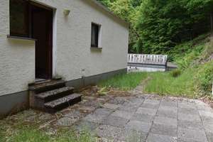 Zweifamilienhaus mit 3 Garagen und Hallengarage in ländlicher Lage – Die vollständige Adresse der Immobilie erhältst du vom Anbieter., 58091 Dahl, Hagen – Vorschaubild 8