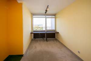 Traumhafte Aussichten - große 4,5-Zimmerwohnung mit 2-Tiefgaragenstellplätzen – Die vollständige Adresse der Immobilie erhältst du vom Anbieter., 70437 Freiberg, Stuttgart – Vorschaubild 11