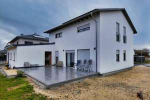 Wohnliche Eleganz trifft auf modernes Design - Preis VB – Die vollständige Adresse der Immobilie erhältst du vom Anbieter., 89407 Dillingen an der Donau – Vorschaubild 2