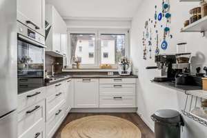 Komfortables Wohnen im Erdgeschoss – 3 Zimmer mit Balkon & Gartenanteil – Die vollständige Adresse der Immobilie erhältst du vom Anbieter., 42115 Elberfeld West, Wuppertal – Vorschaubild 3