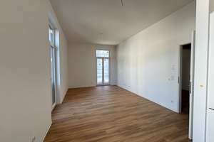 ERSTZBEZUG ! Hochwertige 3-Zi.-Whg mit EBK & Balkon zum Innenhof * 4.OG !!! – Lübecker Straße 6, 1159 Löbtau-Nord, Dresden – Vorschaubild 2