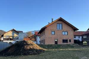 Erstbezug: Ansprechende 6-Raum-Doppelhaushälfte mit gehobener Innenausstattung in Benediktbeuern – Laingrubenweg 6a, 83671 Bad Tölz-Wolfratshausen (Kreis) – Vorschaubild 4