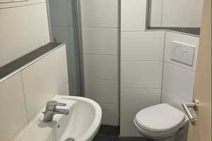 1-Zimmer Erdgeschosswohnung mit modernem Bad und großer Wohnküche – Heidelberger Str. 15, 90443 Nürnberg – Vorschaubild 1