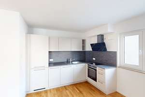 Wohnen in Nürnberg – Helle 2-Zimmer-Wohnung mit Einbauküche – Äußere Bucher Straße 43, 90425 Thon, Nürnberg – Vorschaubild 3