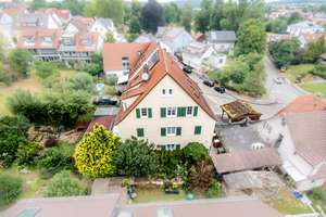 Stilvoll kernsaniertes Bauernhaus mit Garten, Terrasse, 2x Carports & Gewölbekeller – Die vollständige Adresse der Immobilie erhältst du vom Anbieter., 73269 Hochdorf – Vorschaubild 2