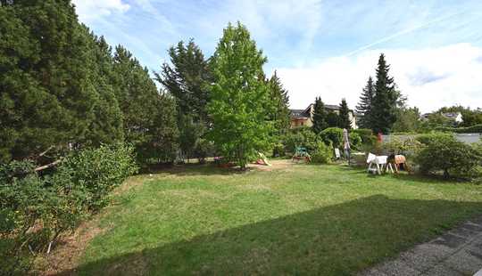 Bild von *** Top gepflegtes 3-Familienhaus mit 2 Garagen in ruhiger & grüner Lage ***