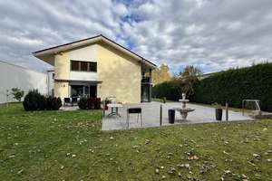 IHR WOHNHAUS MIT IHREM UNTERNEHMEN AUF EINEM GRUNDSTÜCK! – Die vollständige Adresse der Immobilie erhältst du vom Anbieter., 84478 Waldkraiburg – Vorschaubild 3
