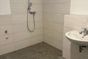 Gepflegte 4-Zimmerwohnung in Nürnberg Zweigstraße 20 – Zweigstraße 20, 90478 Sündersbühl, Nürnberg – Vorschaubild 7