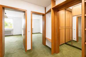 Komfortabler Bungalow mit besonderem Grundriss in großzügiger Gartenstadtlage am Ostpark – Die vollständige Adresse der Immobilie erhältst du vom Anbieter., 81735 Waldtrudering, München – Vorschaubild 11