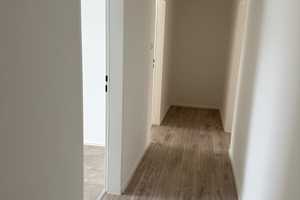 Exklusive 2-Zimmer-Wohnung mit Einbauküche in München – München – Vorschaubild 9