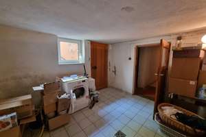 Erdgeschosswohnung sofort beziehbar! Gepflegtes Zweifam.-Haus mit Doppelgarage und Garten in ruhiger – Die vollständige Adresse der Immobilie erhältst du vom Anbieter., 97500 Ebelsbach – Vorschaubild 28