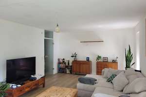 	•	Frisch renovierte 3,5-Zimmer-Wohnung mit Einbauküche & Balkon – Taubentalstraße 11, 73525 Schwäbisch Gmünd – Vorschaubild 4