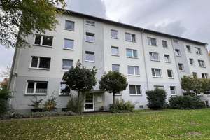 Wir suchen SIE -  3 Zi.- Whng. -  Wannenbad mit Fenster und Balkon - Duisburg – Graf-Bernadotte-Str. 15, 47228 Bergheim, Duisburg – Vorschaubild 1