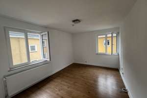 Charmante 1-Zimmer Wohnung, frisch saniert, in Altstadt & Neustadt-Süd – Martinsfeld 34, 50676 Altstadt/Süd, Köln – Vorschaubild 2