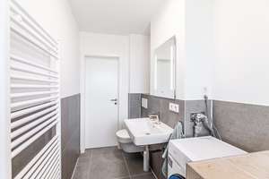 Möbliertes *WG-Zimmer* in modernisierter Wohnung in Nürnberg – Saturnweg 15, 90471 Rangierbahnhof-Siedlung, Nürnberg – Vorschaubild 7