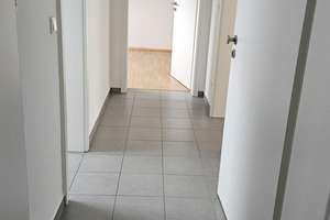 Moderne 3-Zimmer Maisonettewohnung mit Balkon und Garage – Ferdinandstraße 2b, 33102 Kernstadt, Paderborn – Vorschaubild 4