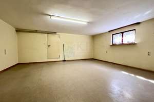 HOFHEIM: RENOVIERTES EFH MIT 6 ZIMMERN, 2 BÄDERN, 2 KÜCHEN, GARAGE UND CARPORT – Die vollständige Adresse der Immobilie erhältst du vom Anbieter., 65719 Hofheim am Taunus – Vorschaubild 24