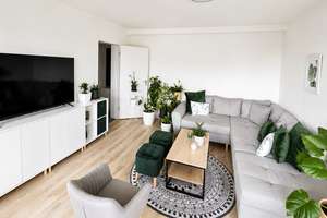 Modern möblierte Wohnung mit Einbauküche, Balkon mit Aussicht und Aufzug – ideal für Wohnen auf Zeit – Steigerstraße 10, 47198 Hochheide, Duisburg – Vorschaubild 2
