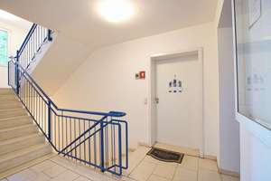 +++Komfortabel im 4. Obergeschoss: Vermietete 3-Zimmerwohnung mit Balkon und Aufzug in DD-Löbtau+++ – Die vollständige Adresse der Immobilie erhältst du vom Anbieter., 1159 Löbtau-Nord, Dresden – Vorschaubild 24