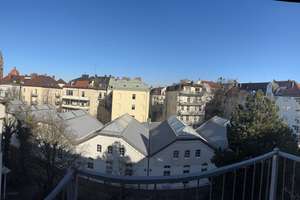 Ab sofort steht ein möbliertes 1-Zimmer Apartment inkl. EBK im 3.OG zur Vermietung!