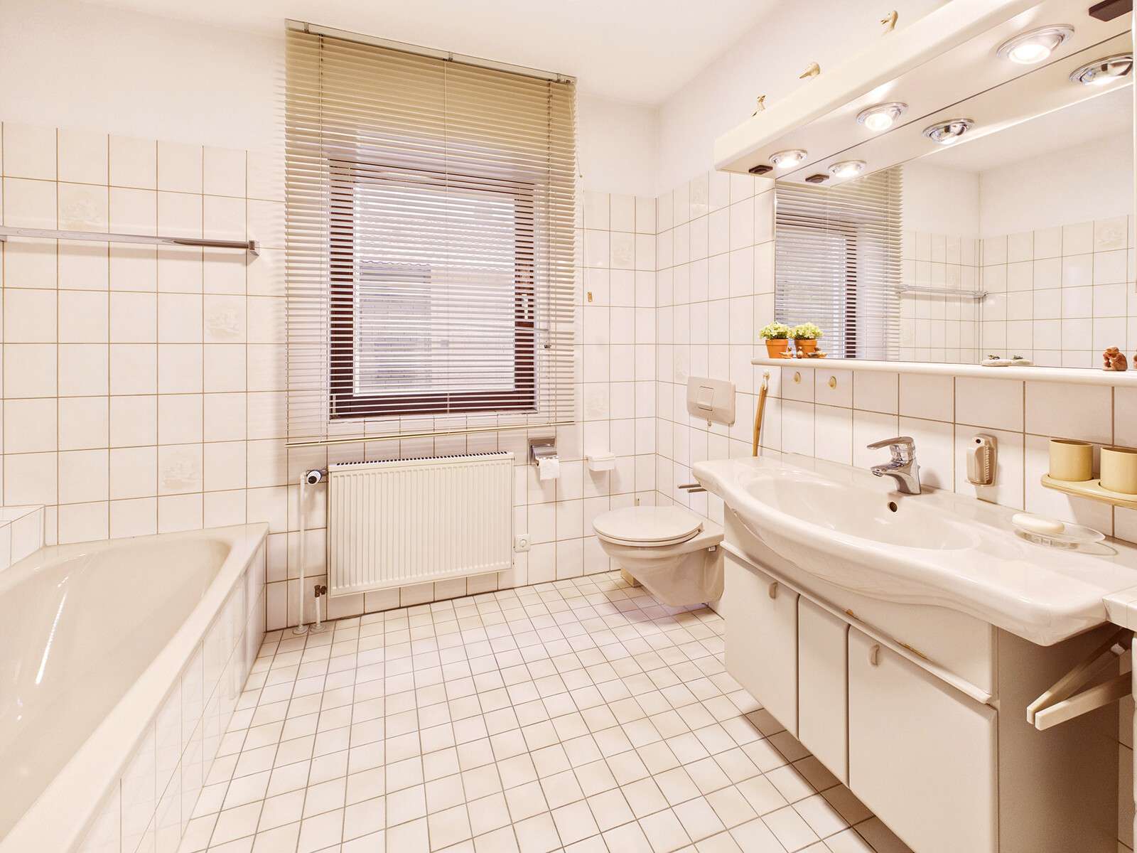 Immobilie in Herscheid - SCHADE IMMOBILIEN - Schönes Einfamilienhaus in perfekter Wohnlage von Herscheid! - Bild 5