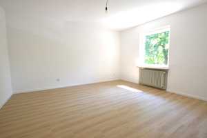 Große Zimmer, viel Grün und absolut ruhig in sehr guter Lage von Denning – München – Vorschaubild 7