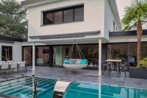 Stadtvilla mit Pool – Privatsphäre trifft Lebensqualität -
Ein Zuhause für höchste Ansprüche – Die vollständige Adresse der Immobilie erhältst du vom Anbieter., 76646 Bruchsal – Vorschaubild 30
