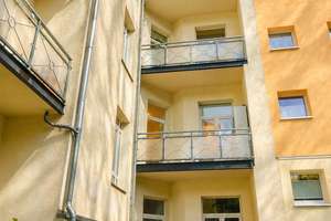 3-Zimmer-Wohnung mit Balkon, Aufzug und Mietpotenzial in Chemnitz-Kaßberg – Die vollständige Adresse der Immobilie erhältst du vom Anbieter., 9112 Kaßberg, Chemnitz – Vorschaubild 3