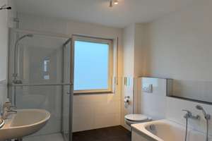 SANKT AUGUSTIN helle Einfam. Doppelhaushälfte, 4 Zimmer, 125 m² Wfl. Vollkeller, Garten, Stellplätze – Die vollständige Adresse der Immobilie erhältst du vom Anbieter., 53757 Sankt Augustin – Vorschaubild 19