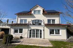 Schön - hochwertig - modern! Mit herrlicher S-W-Dachterrasse, Terrasse und Garten! – Neuburg-Schrobenhausen (Kreis) – Vorschaubild 1