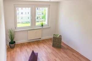 Balkonwohnung in begrünter Wohnlage – Sterzelstr. 30, 9117 Siegmar, Chemnitz – Vorschaubild 3