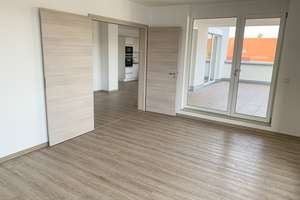 Große 4-Zimmer-Wohnung für Familien in der Johannesvorstadt – Die vollständige Adresse der Immobilie erhältst du vom Anbieter., 99086 Johannesvorstadt, Erfurt – Vorschaubild 2