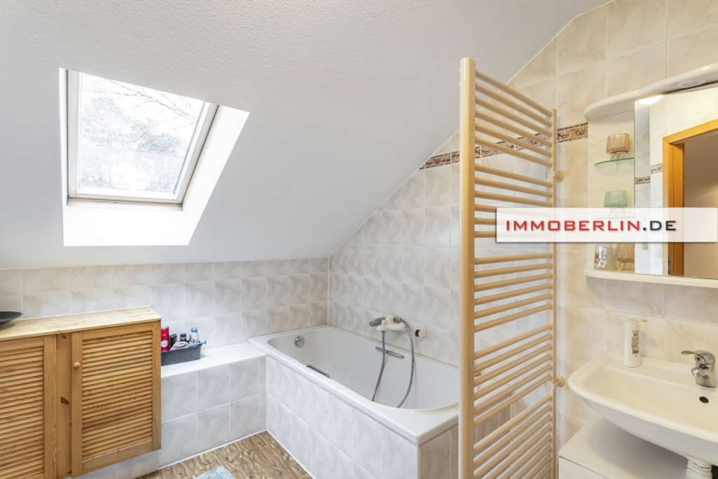 Immobilie in Beelitz - IMMOBERLIN.DE - Wunderbares Haus mit Einliegerwohnungen auf naturschönem Südwestgrundstück - Bild 4