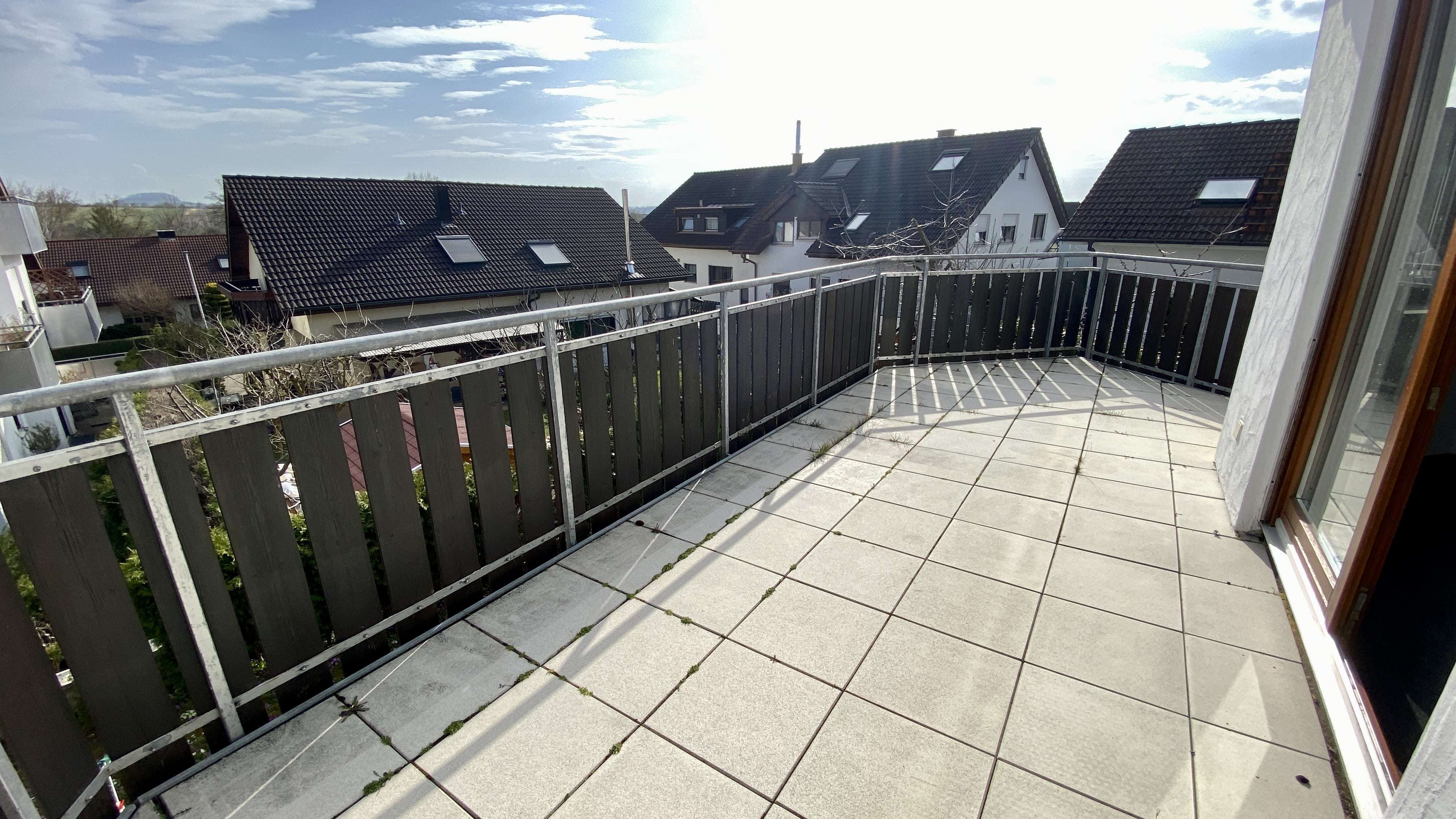 Großzügige Wohnung in Abstatt - Terrasse, Balkon & Potenzial, Heilbronn Kreis – Bild 2