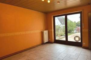 3-Familienhaus in Nürnberg-Altenfurt mit zwei freien Wohnungen, zwei Garagen und Carport – Die vollständige Adresse der Immobilie erhältst du vom Anbieter., 90475 Altenfurt, Moorenbrunn, Nürnberg – Vorschaubild 8