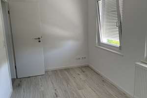 Erstbezug nach Kernsanierung: Großzügige Helle 3Zi.-Wohnung mit EBK & Balkon in Reutlingen – Die vollständige Adresse der Immobilie erhältst du vom Anbieter., 72762 Reutlingen-Mitte, Reutlingen – Vorschaubild 12