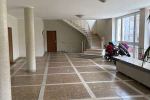 2 Zimmer Wohnung mit Wohnküche am Englischen Garten