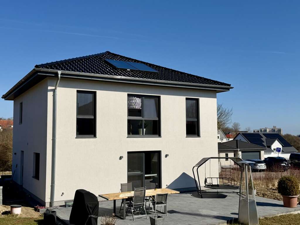 Immobilie in Sassnitz - Provisionsfrei! Stilvolle Stadtvilla - neu, modern und effizent - in Sassnitz! - Bild 3