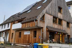 Wohn- und Geschäftshaus / Haus im Teileigentum mit zusätzlichem Schuppen/Werkstattgebäude – Die vollständige Adresse der Immobilie erhältst du vom Anbieter., 89081 Mähringen, Ulm – Vorschaubild 1