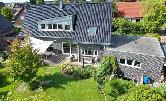 Erfüllen Sie Ihren Wohntraum - Exklusives Einfamilienhaus mit Doppelgarage in Groß Reken!