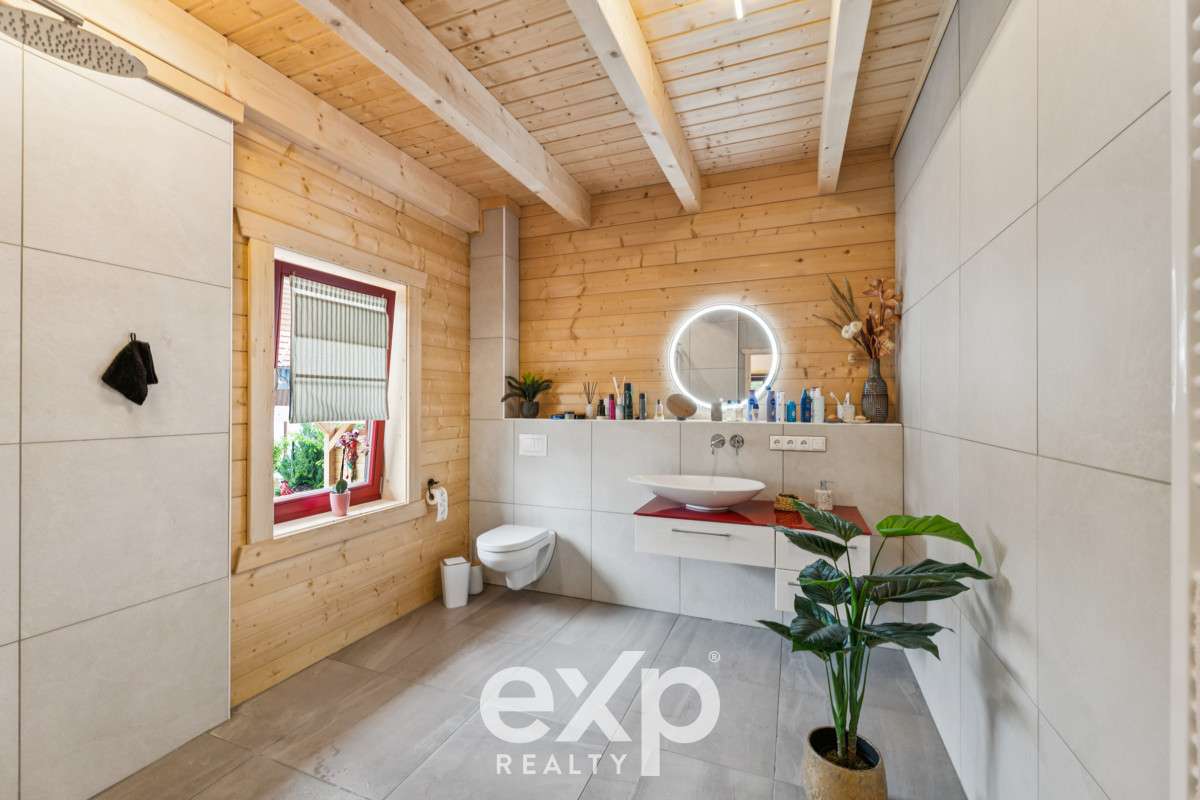 Immobilie in Offenhausen - Bungalow Baujahr 2024, großes Grundstück - Bild 1