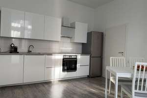 klimatisiert, löffelfertig vollständig möbliert und renoviert, 2 Zi, KDB und Balkon – Röhrenstraße 1, 40472 Rath, Düsseldorf – Vorschaubild 12